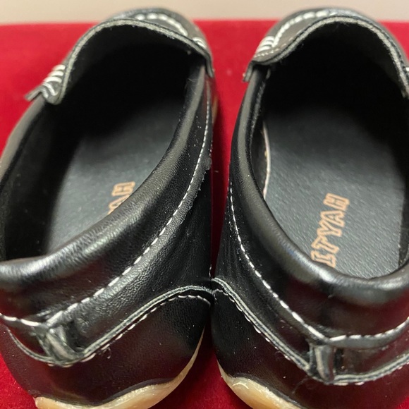 NWOT Ahcityah Black Loafers - Picture 5 of 7